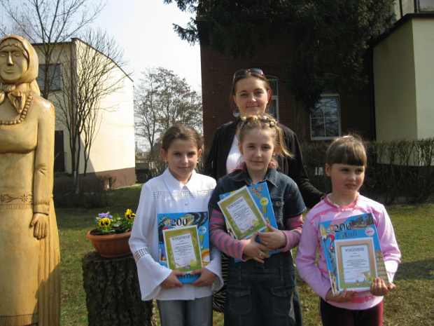 Miło nam poinformować.że nasze dzieci Amelia Piosik, Natalia Ziółkowska i Joanna Nowacka otrzymały w tym konkursie wyróżnienia. Gratulujemy