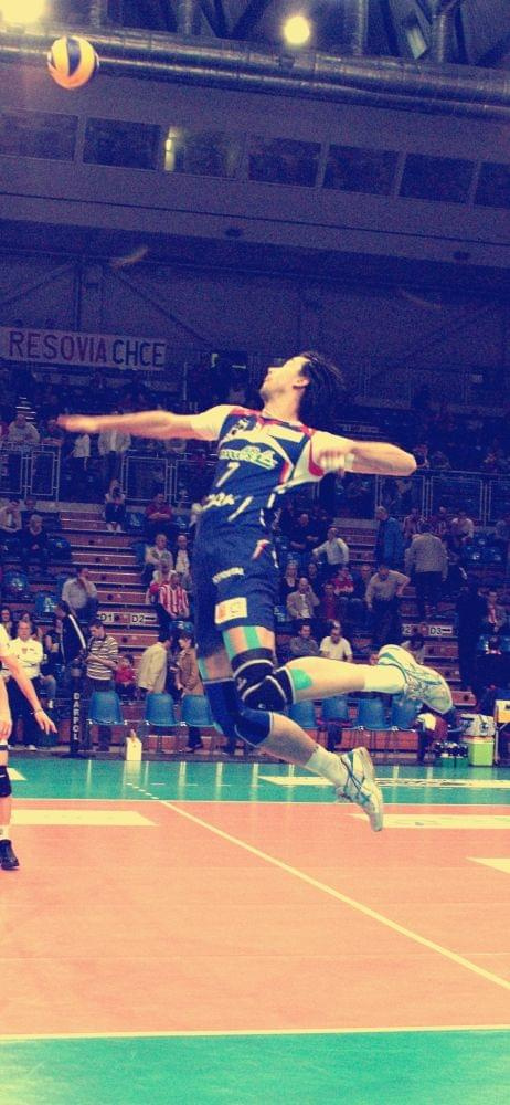 Jakub Novotny #siatkowka #volley #bal #resovia #rzeszow #zaksa #kedzierzyn #kozle #plus #liga #mezczyzn #sport #jakub #novotny #czechy #atakujący #atak #piłka #siatka #mikasa #asseco