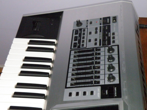 roland fantom #RolandFantomInstrumentG6