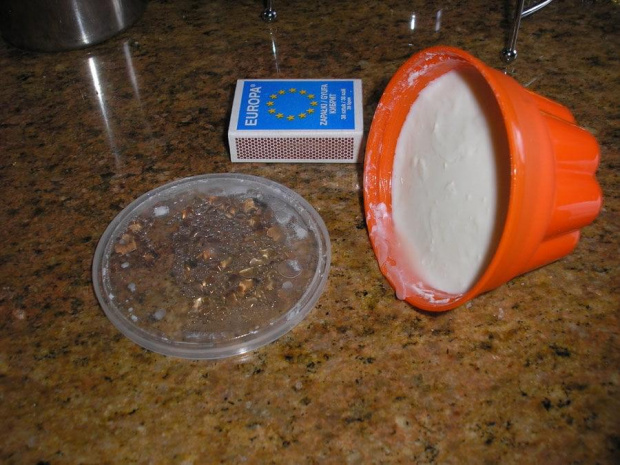 Jogurt - jedyny prawdziwy, nie termizowany i bez paskudztw 3-)