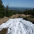 W Górach Izerskich resztki śniegu zalegają jeszcze na szlaku :)) #GóryIzerskie #Czechy #NoveMestoPodSmrkem