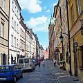 Ulica Piwna na Starym Mieście, widok w kierunku Zamku Królewskiego. #wakacje #urlop #podróże #zwiedzanie #Polska #Warszawa