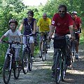 Rodzinny rajd na rowerach do pomnika partyzanckiego w lesie Mokre k/Kurozwek #RajdPTTK #Staszowskie