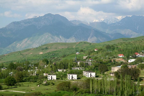 Popularny niegdyś kurort #góry #uzbekistan