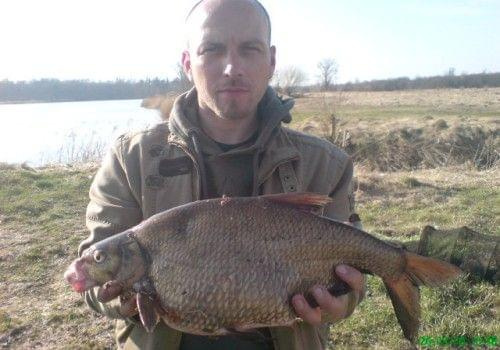 Leszcz 57cm 2,2kg