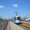 Zabieram was na spacer po Wrocławiu. Do centrum dojedziemy niebieskim tramwajem :)