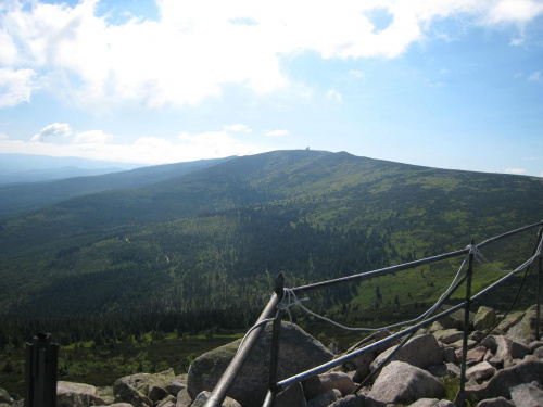 Widok na nadajnik na Śnieżnych Kotłach