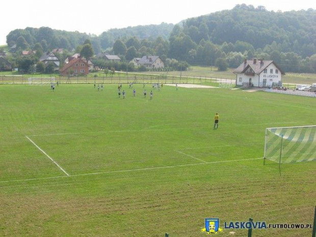 Stadion klubu KUKS Laskovia Laskowa. #stadion #laskowa #laskovia #PiłkaNożna