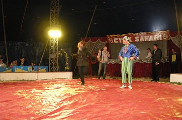 Cyrk Safari-2010. Zapraszamy na www.portalcyrkowy.ubf.pl #cyrk #safari #sezon #clown #rzeszów #występycyrkowe #kmc #portal #cyrkowy #portalcyrkowy #cyrksafari #arena