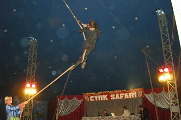 Cyrk Safari-2010. Zapraszamy na www.portalcyrkowy.ubf.pl #cyrk #safari #sezon #clown #rzeszów #występycyrkowe #kmc #portal #cyrkowy #portalcyrkowy #cyrksafari #arena