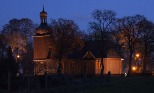 Drewniany kościół p.w. Wszystkich Świętych w Orchowie postawiony w latach ok.1790-1792