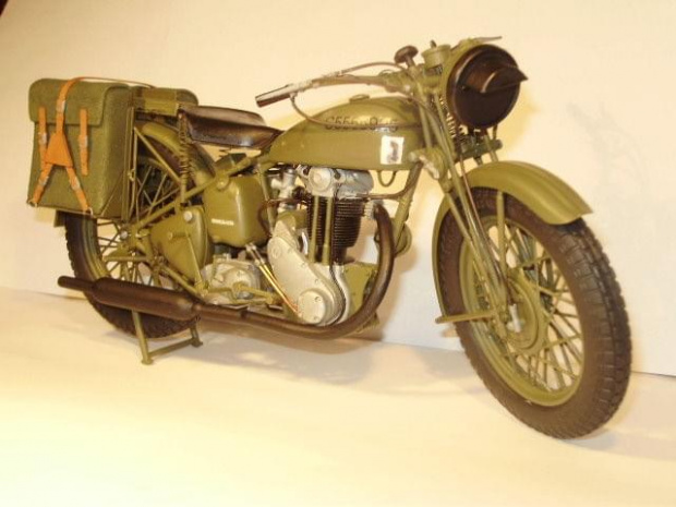 TRIUMPH 3HW