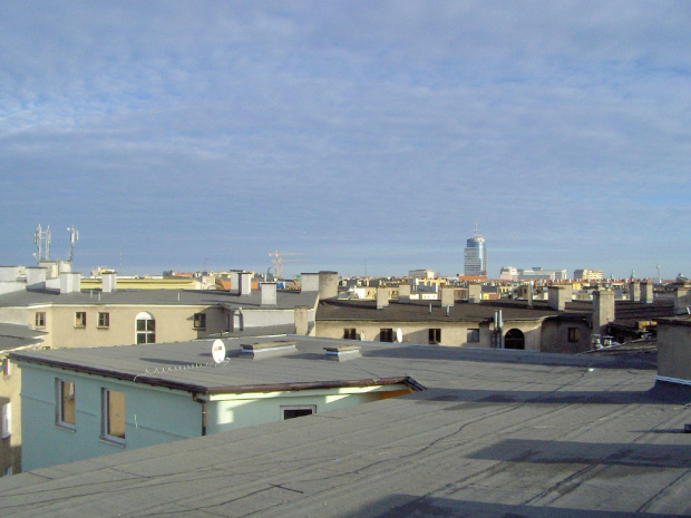 Na dachu, widać budynek Radissona