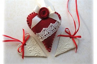 #ozdoba #prezent #serce #filc #MasaPapierowa