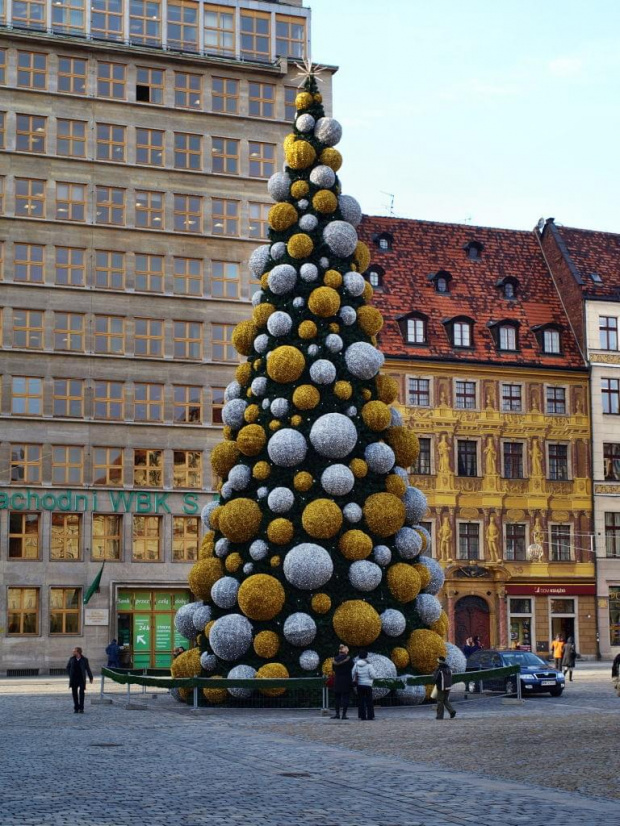 Dekoracje bożonarodzeniowe we Wrocławiu #noc #Wrocław #święta #BożeNarodzenie