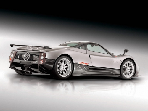 Pagani_Zonda_F,_2005