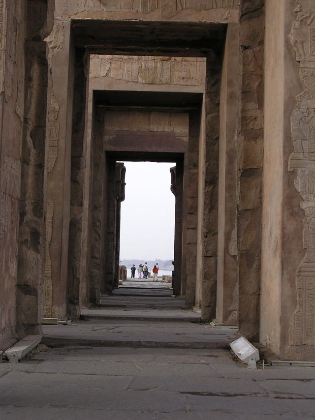 Świątynia w Kom Ombo wzniesiona przez Totmesa III #Egipt #egzotyczne #KomOmbo #Nil #rejs #świątynia
