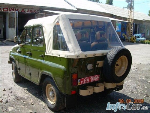 Uaz safari