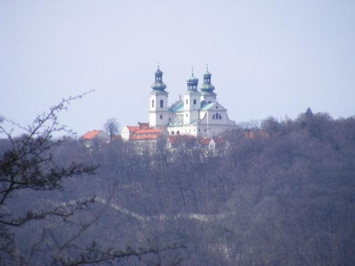 Klasztor (inne oblicze)